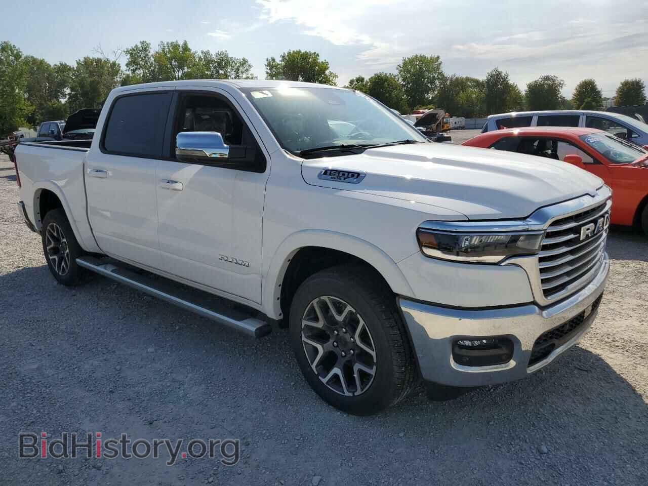 2025 RAM 1500 - VIN: 1C6SRFJP4SN524455 - Фото 4