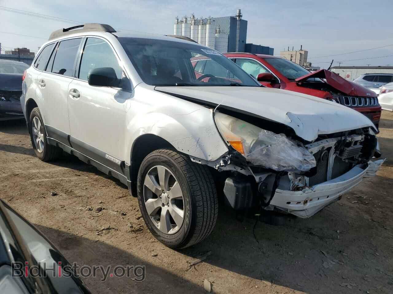 2010 SUBARU OUTBACK - VIN: 4S4BRCCC2A3337870 - Photo 4