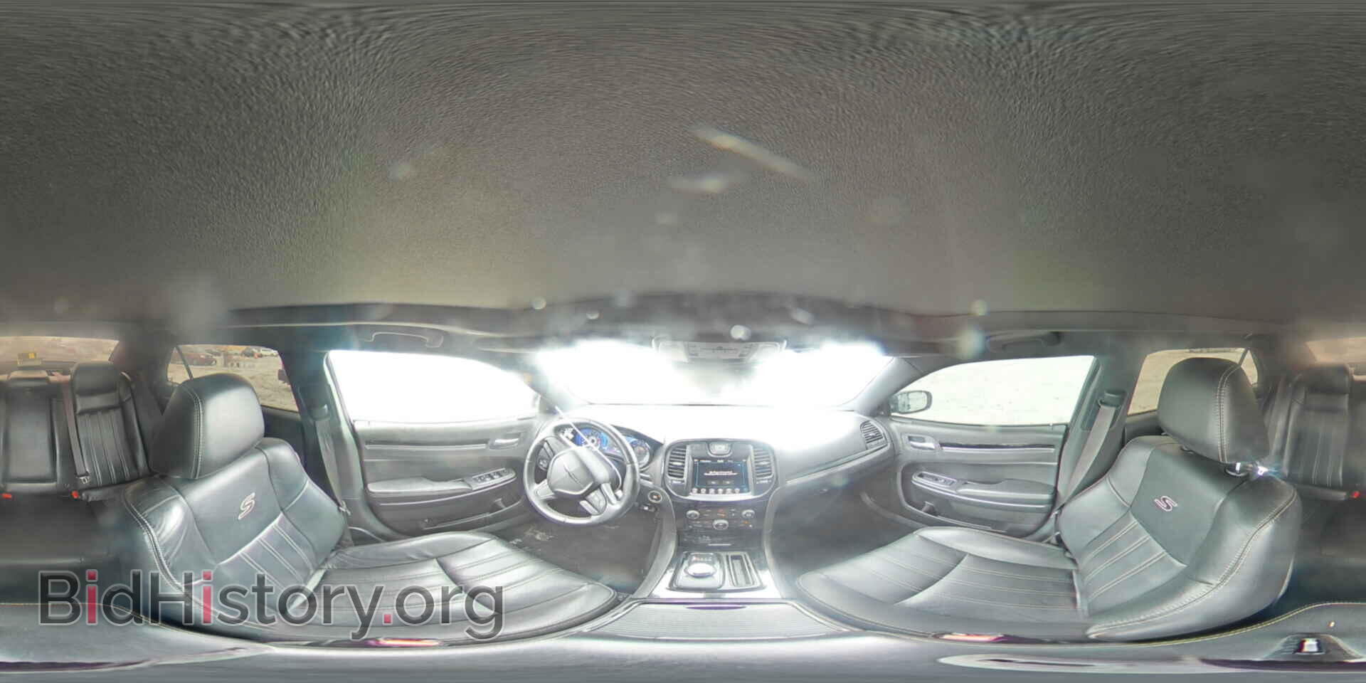 2019 CHRYSLER 300 - VIN: 2C3CCABT5KH639186 - Фото 14