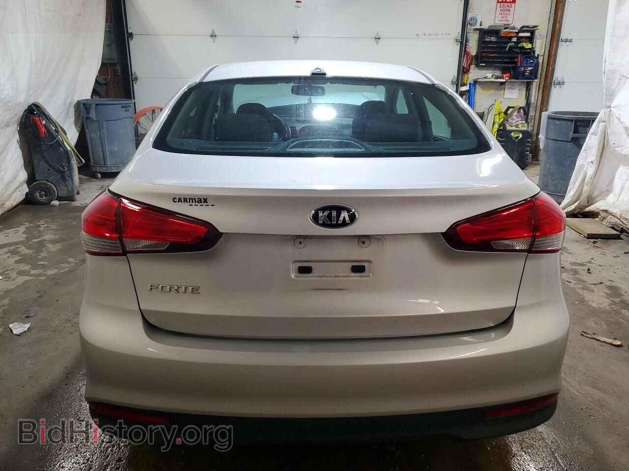 2017 KIA FORTE - VIN: 3KPFK4A78HE056553 - Photo 6