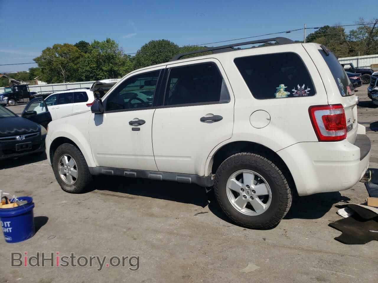 2012 FORD ESCAPE - VIN: 1FMCU0D70CKB01617 - Фото 2