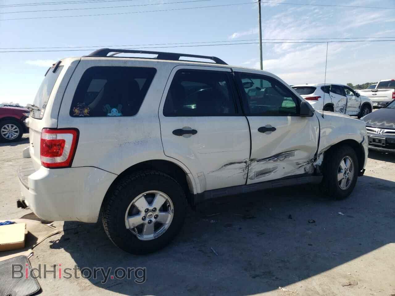 2012 FORD ESCAPE - VIN: 1FMCU0D70CKB01617 - Фото 3