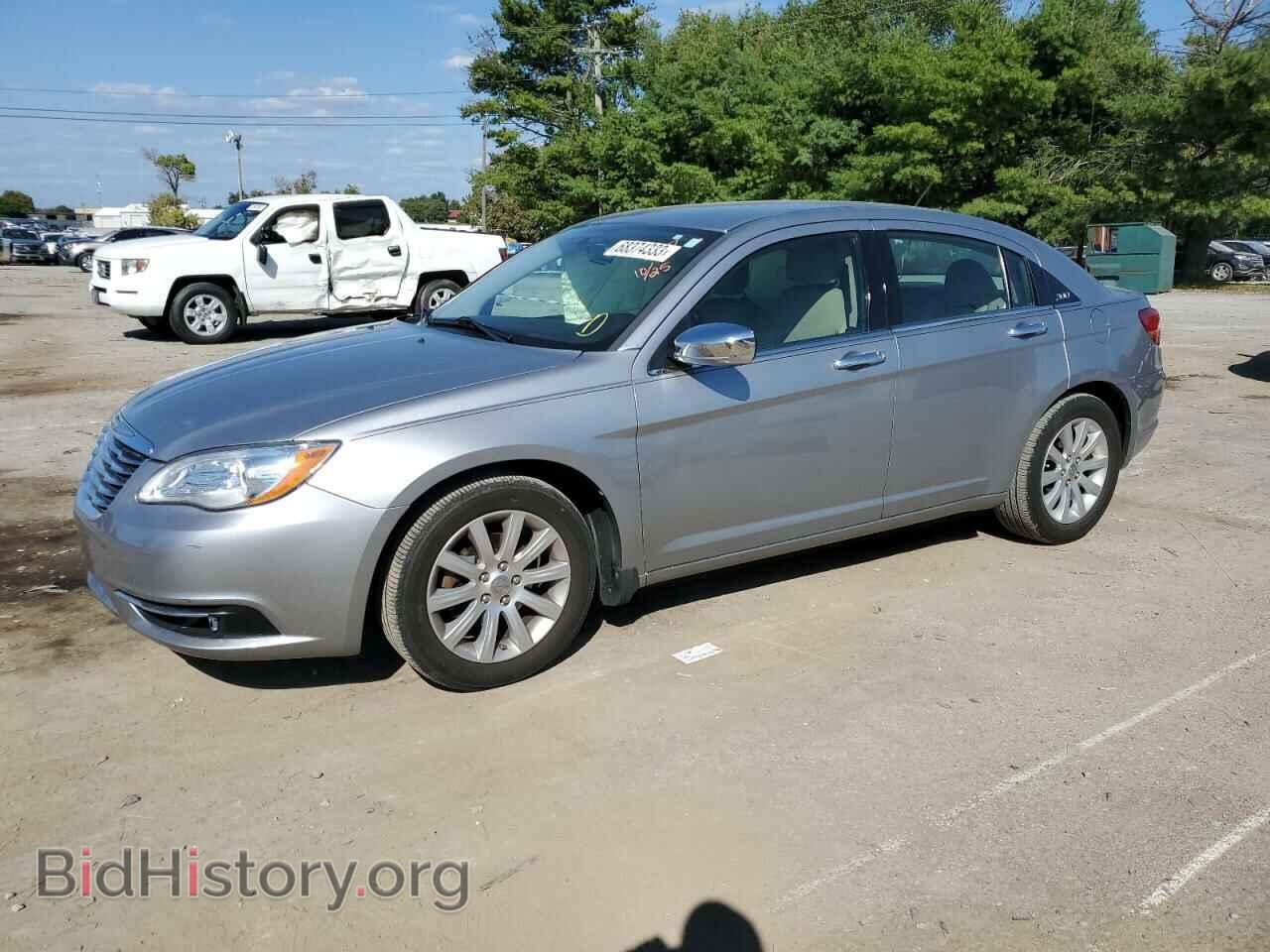 Photo 1C3CCBCG5DN598317 - CHRYSLER 200 2013
