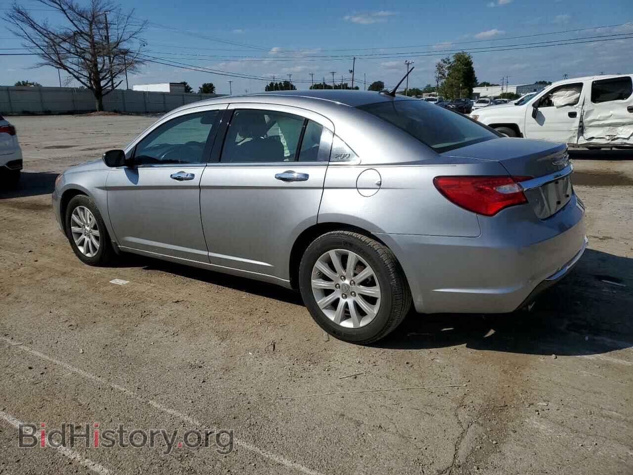 2013 CHRYSLER 200 - VIN: 1C3CCBCG5DN598317 - Photo 2