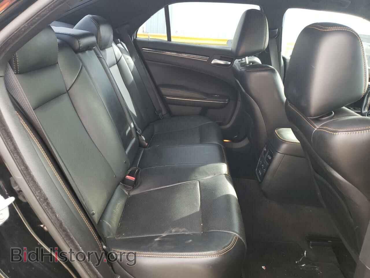 2017 CHRYSLER 300 - VIN: 2C3CCABG2HH516411 - Фото 10