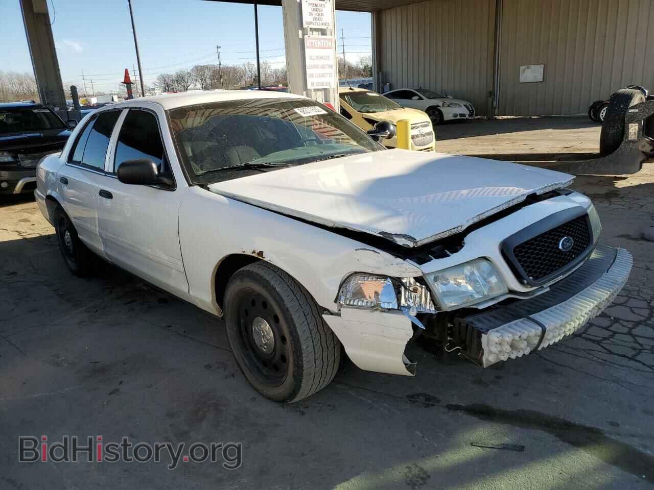 2011 FORD CROWN VIC - VIN: 2FABP7BV2BX157254 - Фото 4