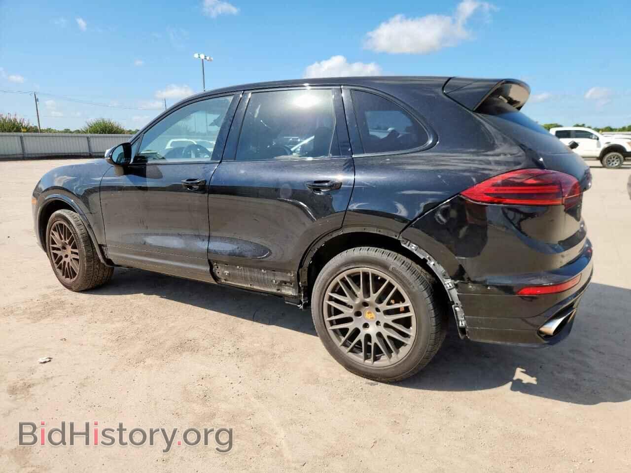 2017 PORSCHE CAYENNE - VIN: WP1AA2A23HKA91406 - Фото 2