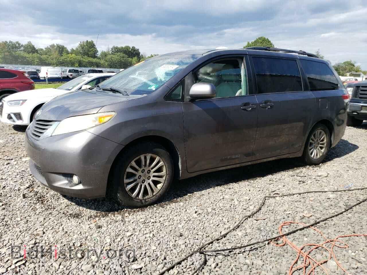Photo 5TDYK3DC3CS215618 - TOYOTA All Models 2012