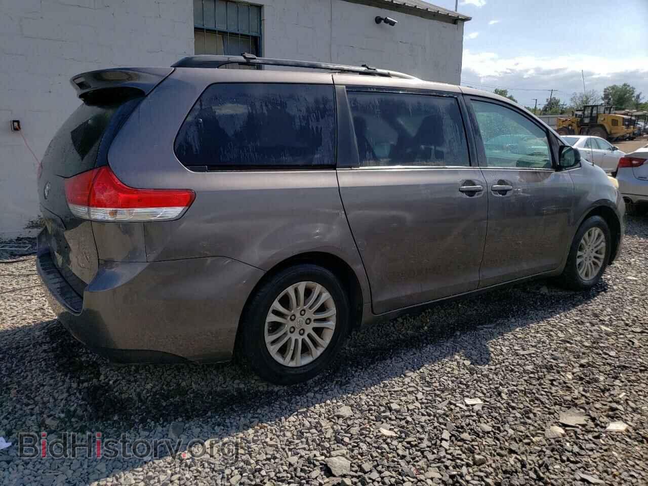 2012 TOYOTA All Models - VIN: 5TDYK3DC3CS215618 - Фото 3