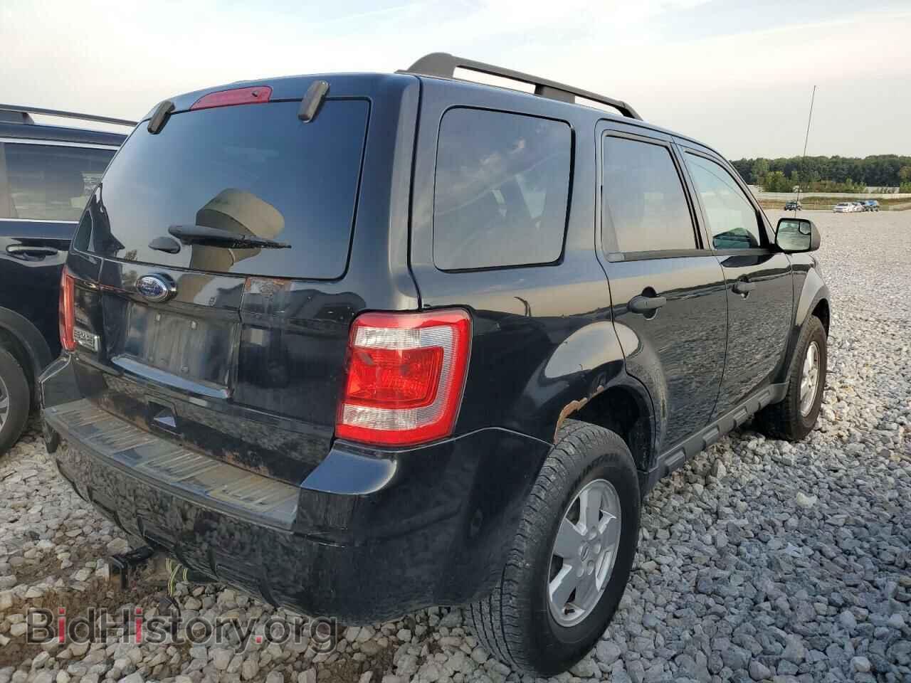 2011 FORD ESCAPE - VIN: 1FMCU0D73BKB83695 - Фото 3