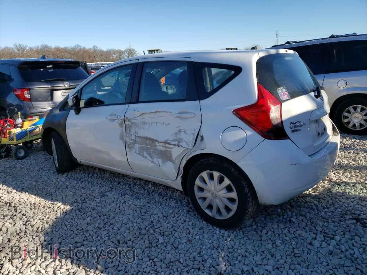 2015 NISSAN VERSA - VIN: 3N1CE2CP4FL393695 - Photo 2