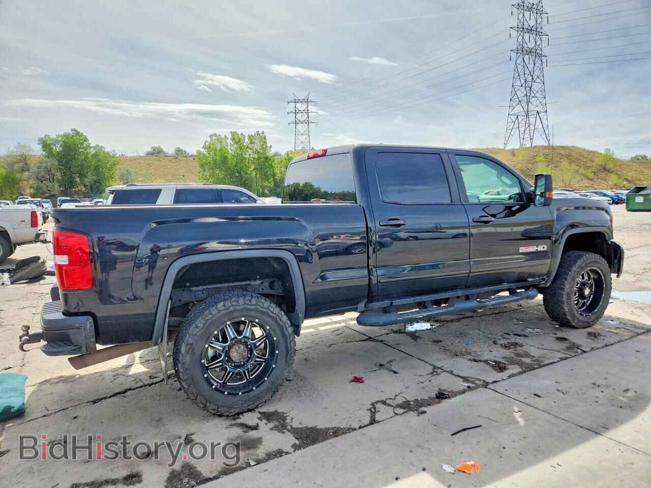 2018 GMC SIERRA - VIN: 1GT12TEG2JF193045 - Photo 3