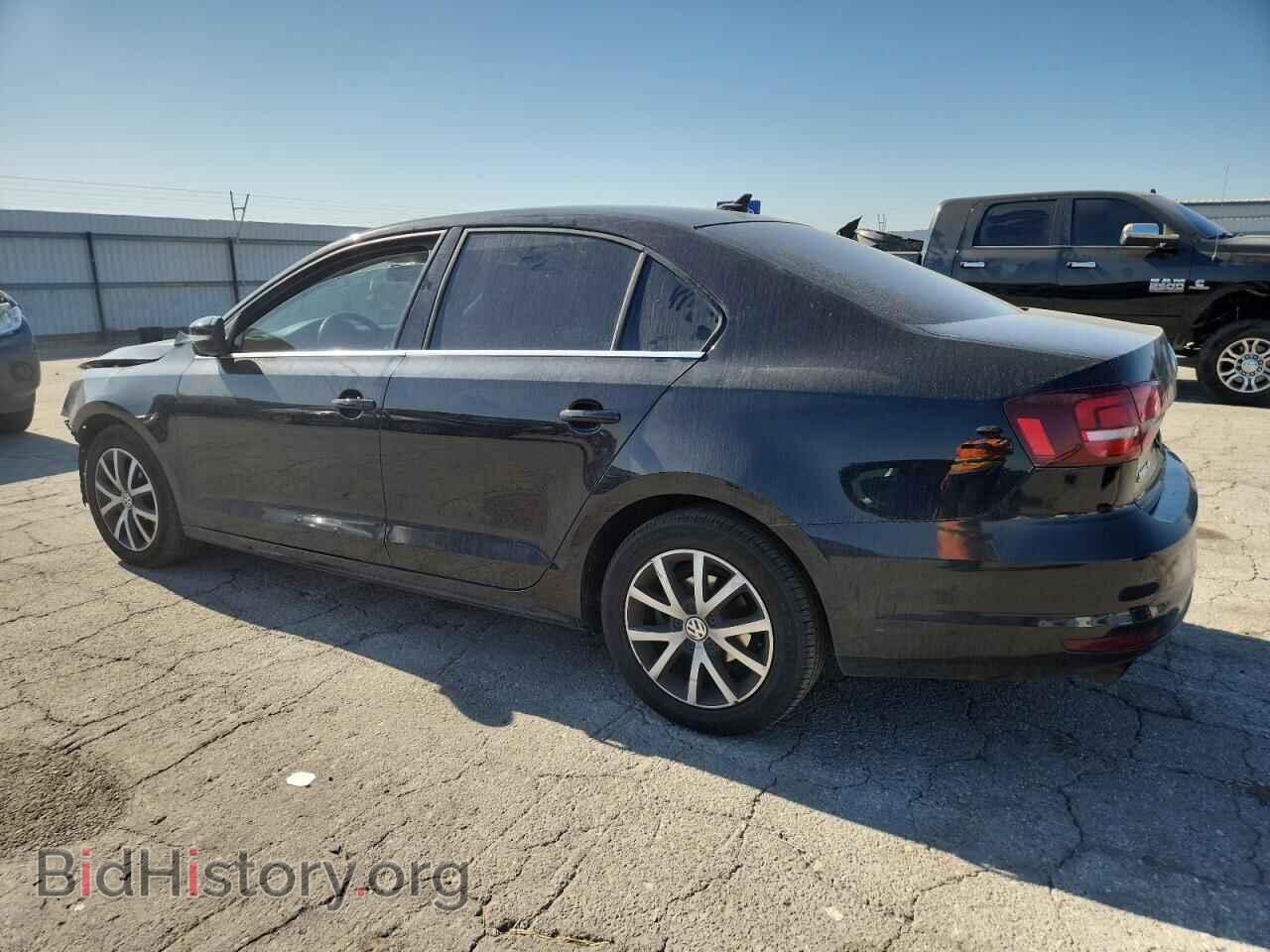 2017 VOLKSWAGEN JETTA - VIN: 3VWDB7AJ0HM388039 - Фото 2