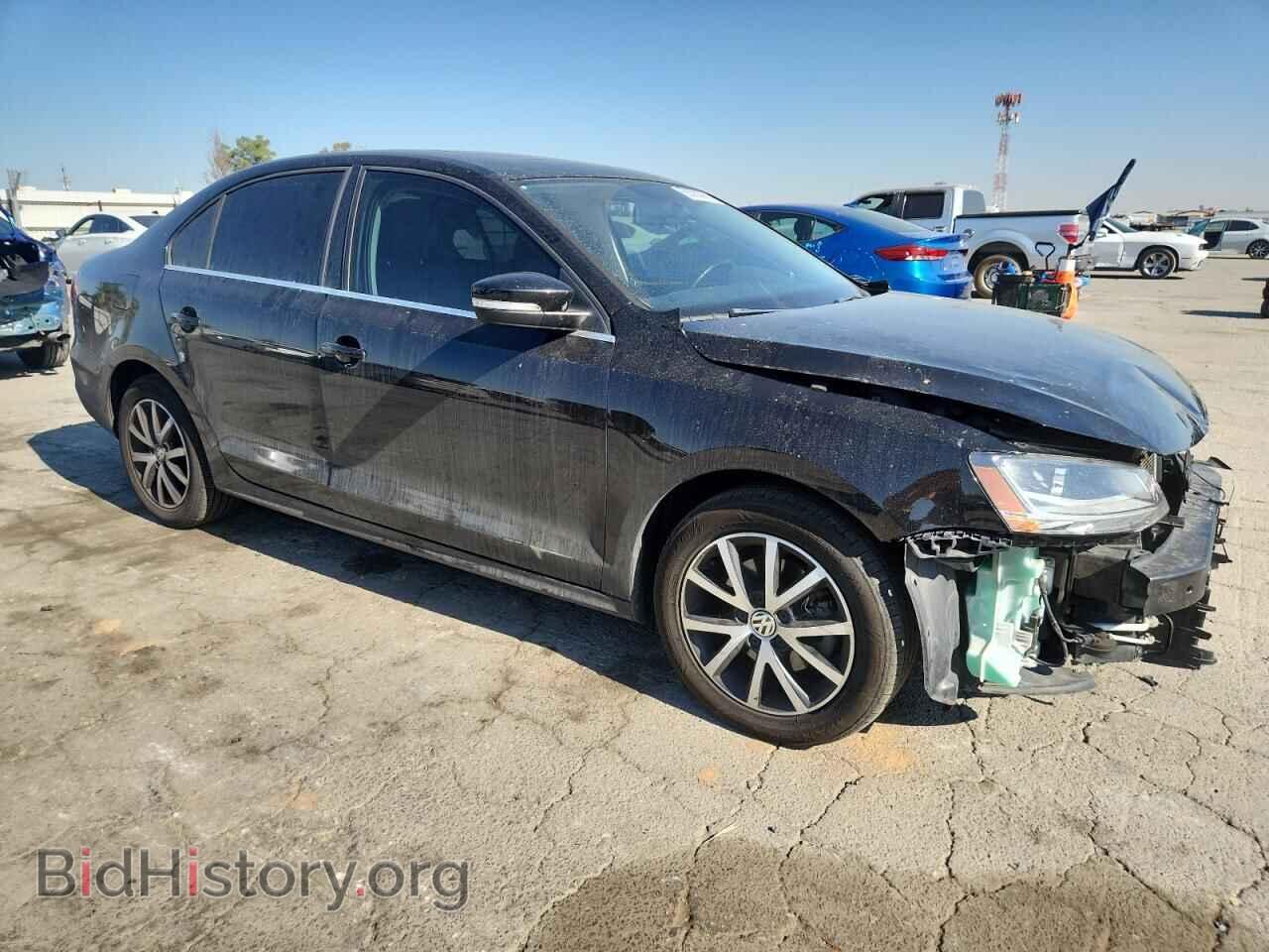 2017 VOLKSWAGEN JETTA - VIN: 3VWDB7AJ0HM388039 - Фото 4
