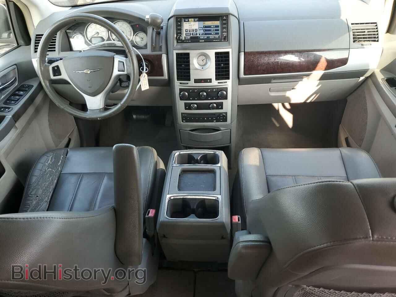 2010 CHRYSLER MINIVAN - VIN: 2A4RR5D17AR206673 - Фото 8