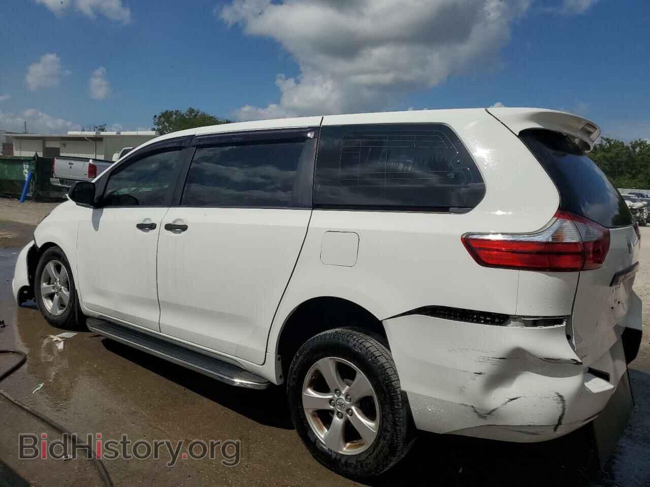 2017 TOYOTA All Models - VIN: 5TDZZ3DC2HS891632 - Фото 2