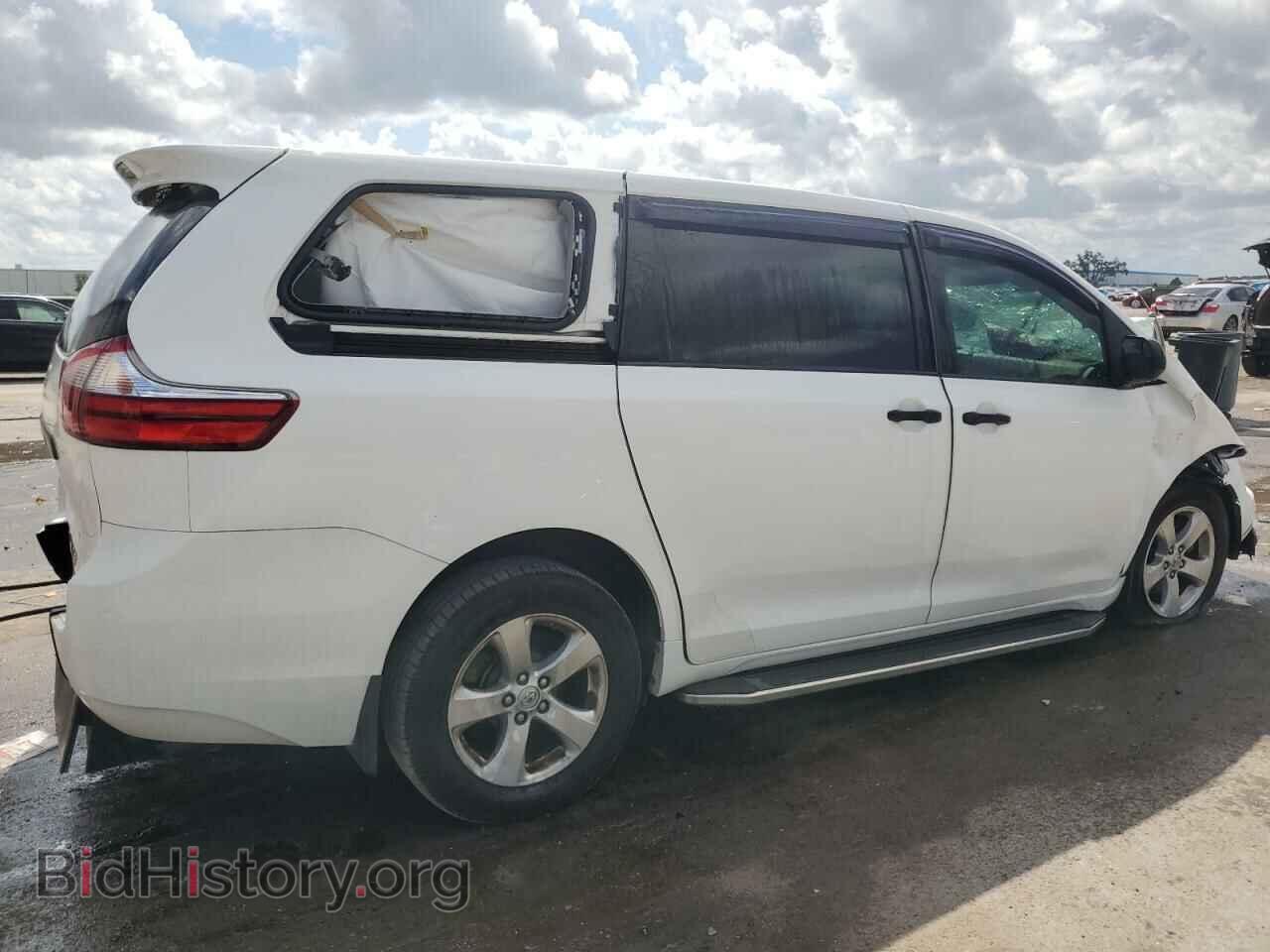 2017 TOYOTA All Models - VIN: 5TDZZ3DC2HS891632 - Фото 3