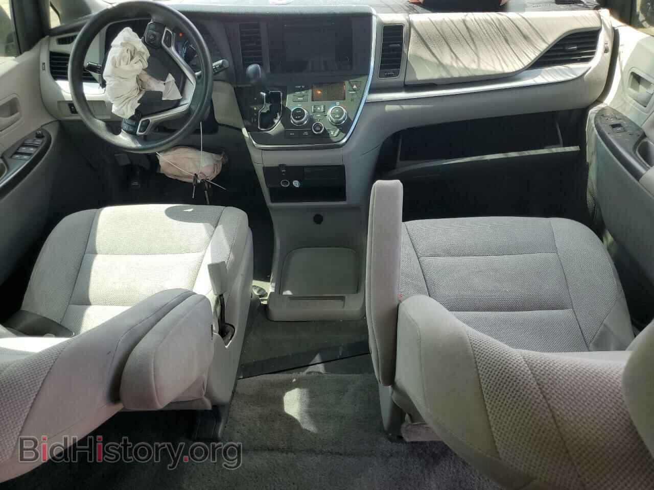 2017 TOYOTA All Models - VIN: 5TDZZ3DC2HS891632 - Фото 8