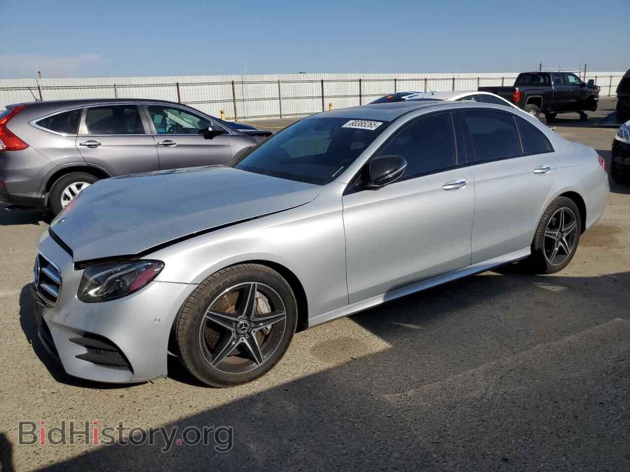 Фотография WDDZF4JB1JA341034 - MERCEDES-BENZ E-CLASS 2018