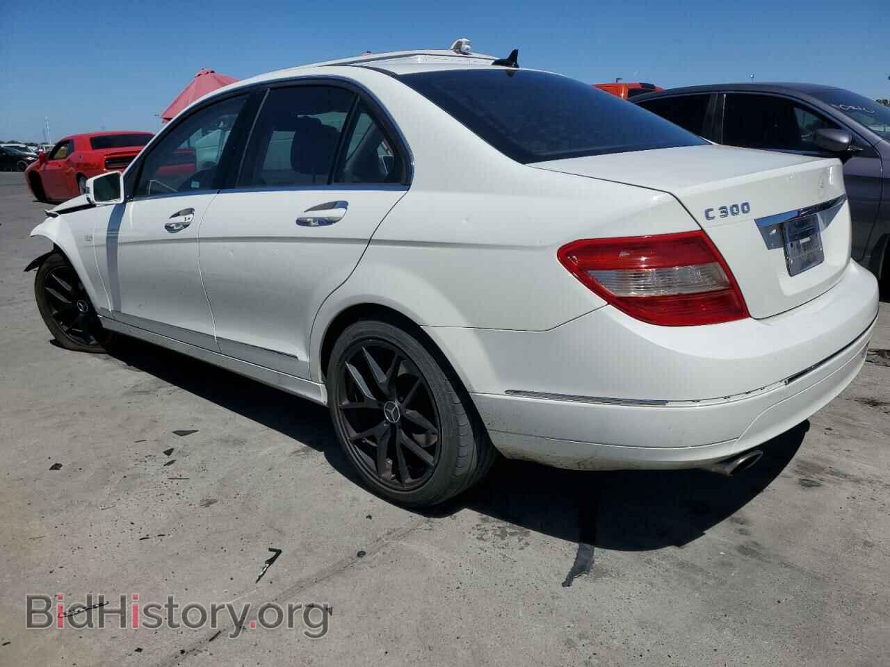 2011 MERCEDES-BENZ C-CLASS - VIN: WDDGF5EB5BF636262 - Фото 2