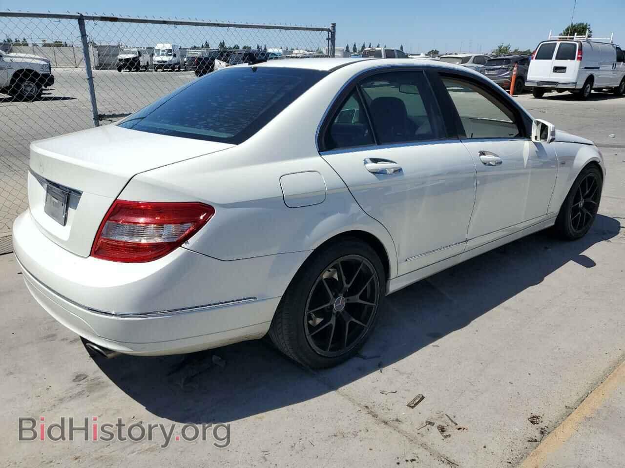 2011 MERCEDES-BENZ C-CLASS - VIN: WDDGF5EB5BF636262 - Фото 3