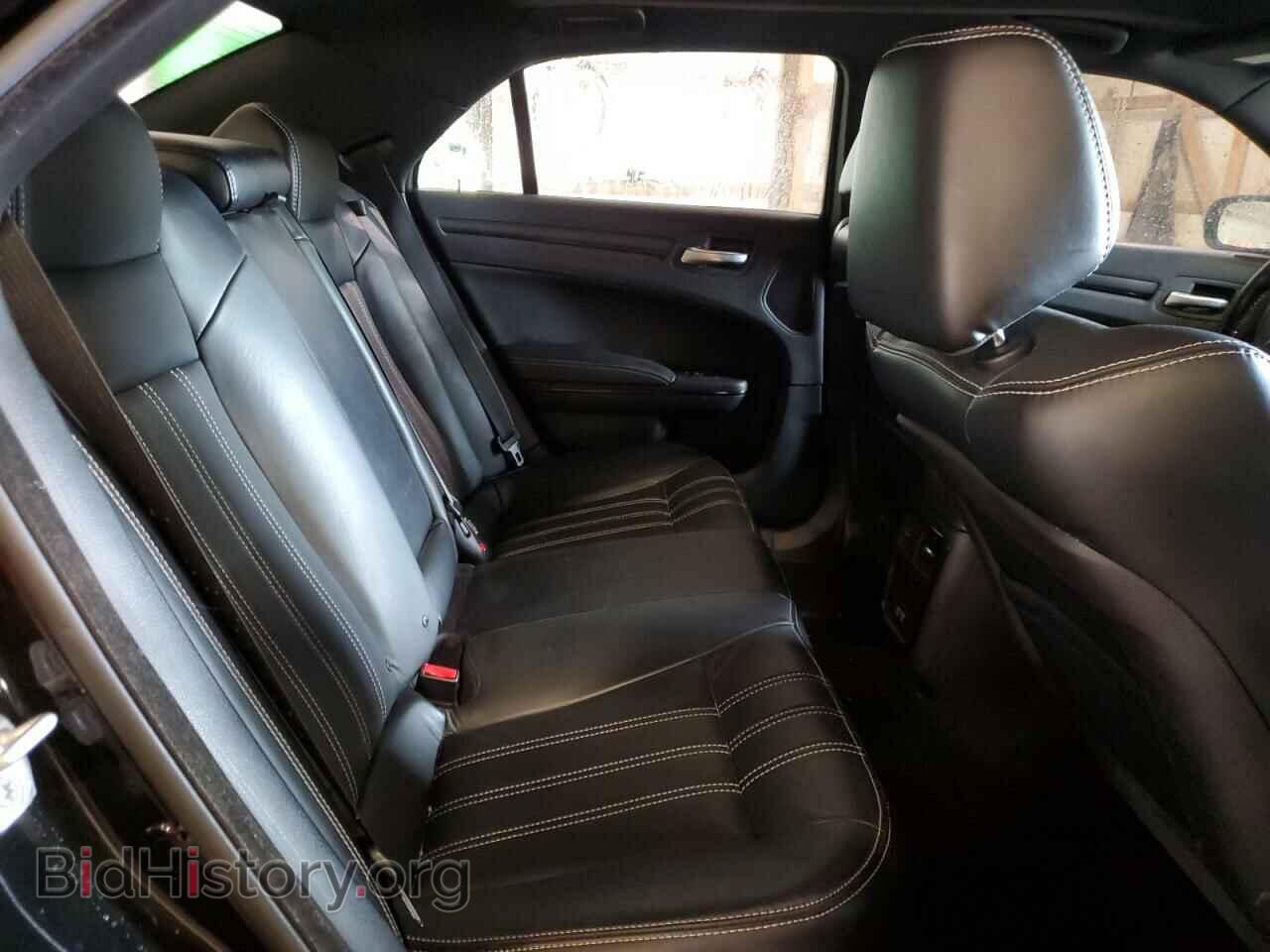 2015 CHRYSLER 300 - VIN: 2C3CCAGG0FH923570 - Фото 10