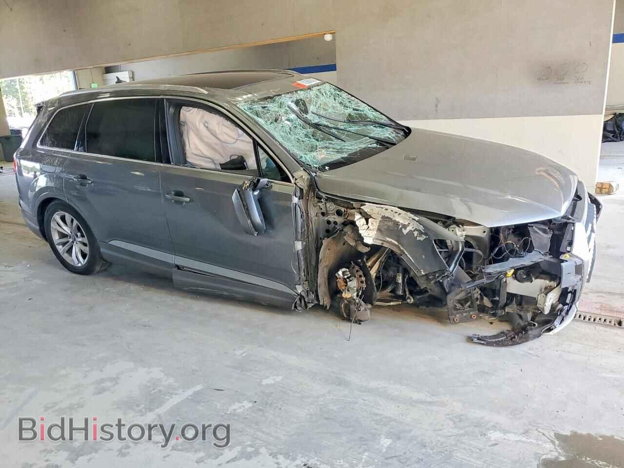 2017 AUDI Q7 - VIN: WA1LAAF77HD019602 - Photo 4