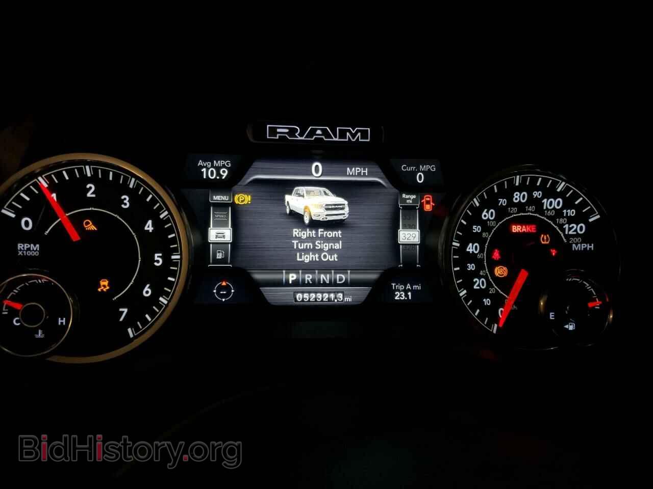 2019 RAM 1500 - VIN: 1C6SRFFT0KN782672 - Фото 9