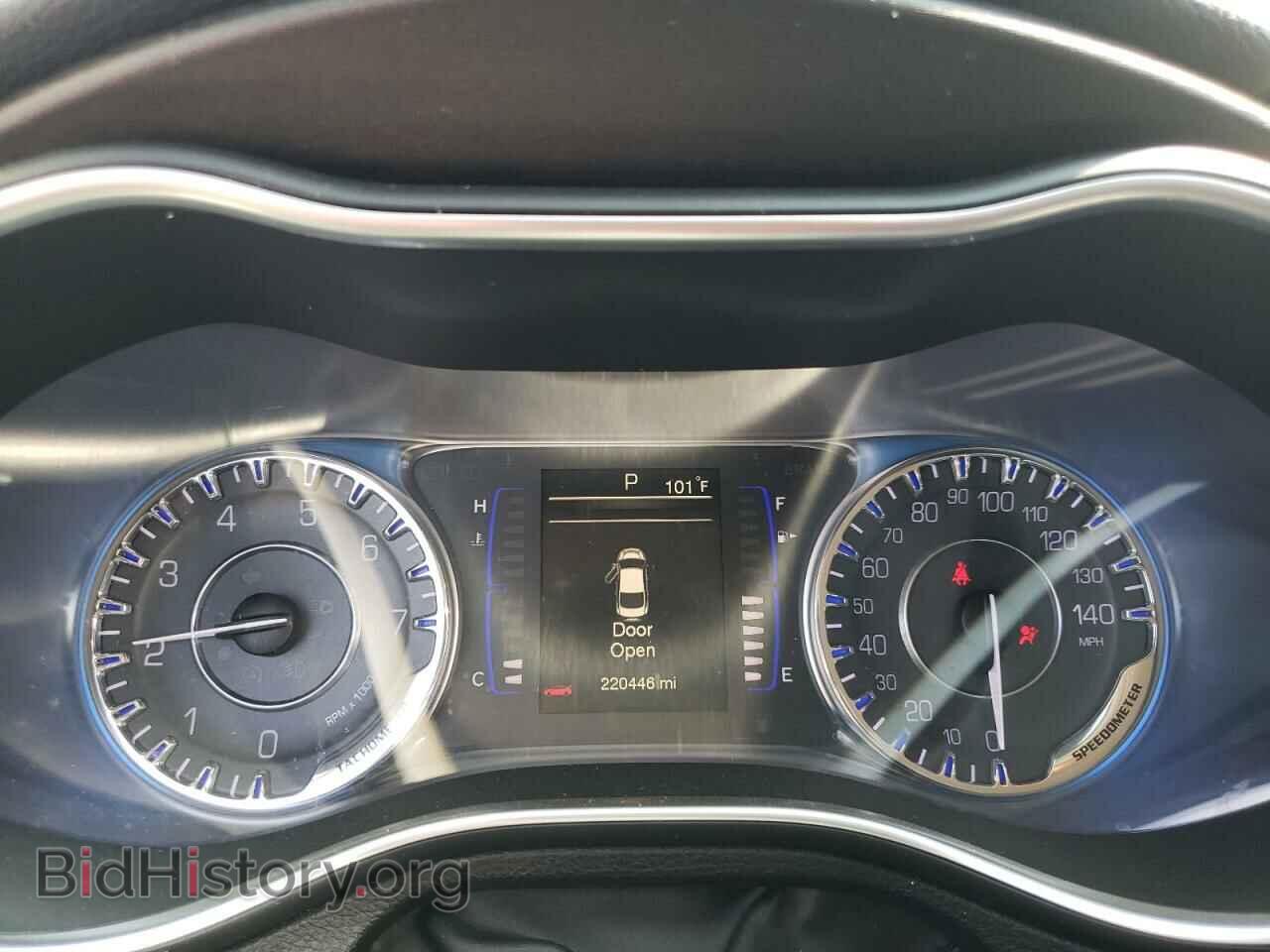 2016 CHRYSLER 200 - VIN: 1C3CCCAB9GN159770 - Фото 9