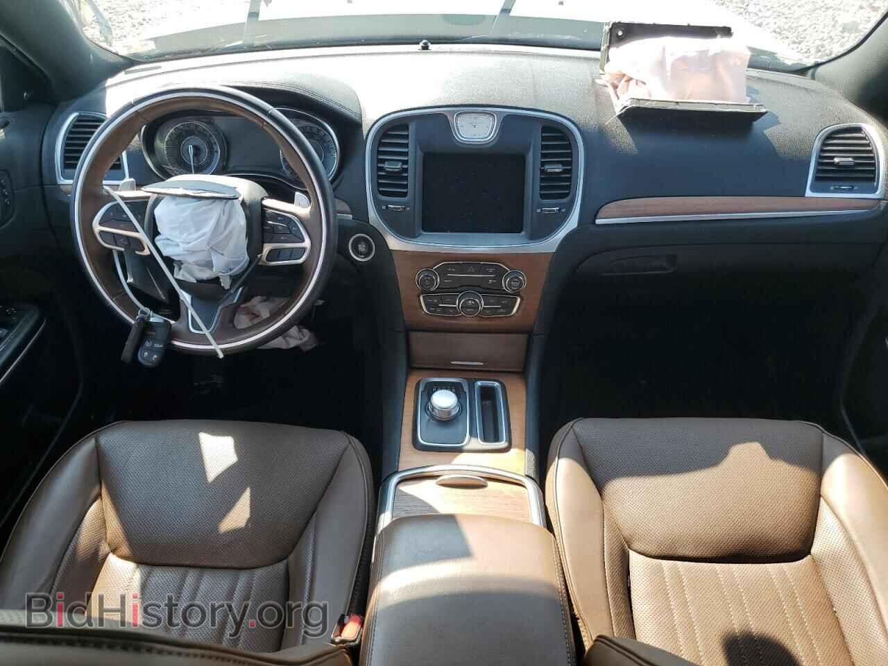 2019 CHRYSLER 300 - VIN: 2C3CCAPT5KH701551 - Фото 8