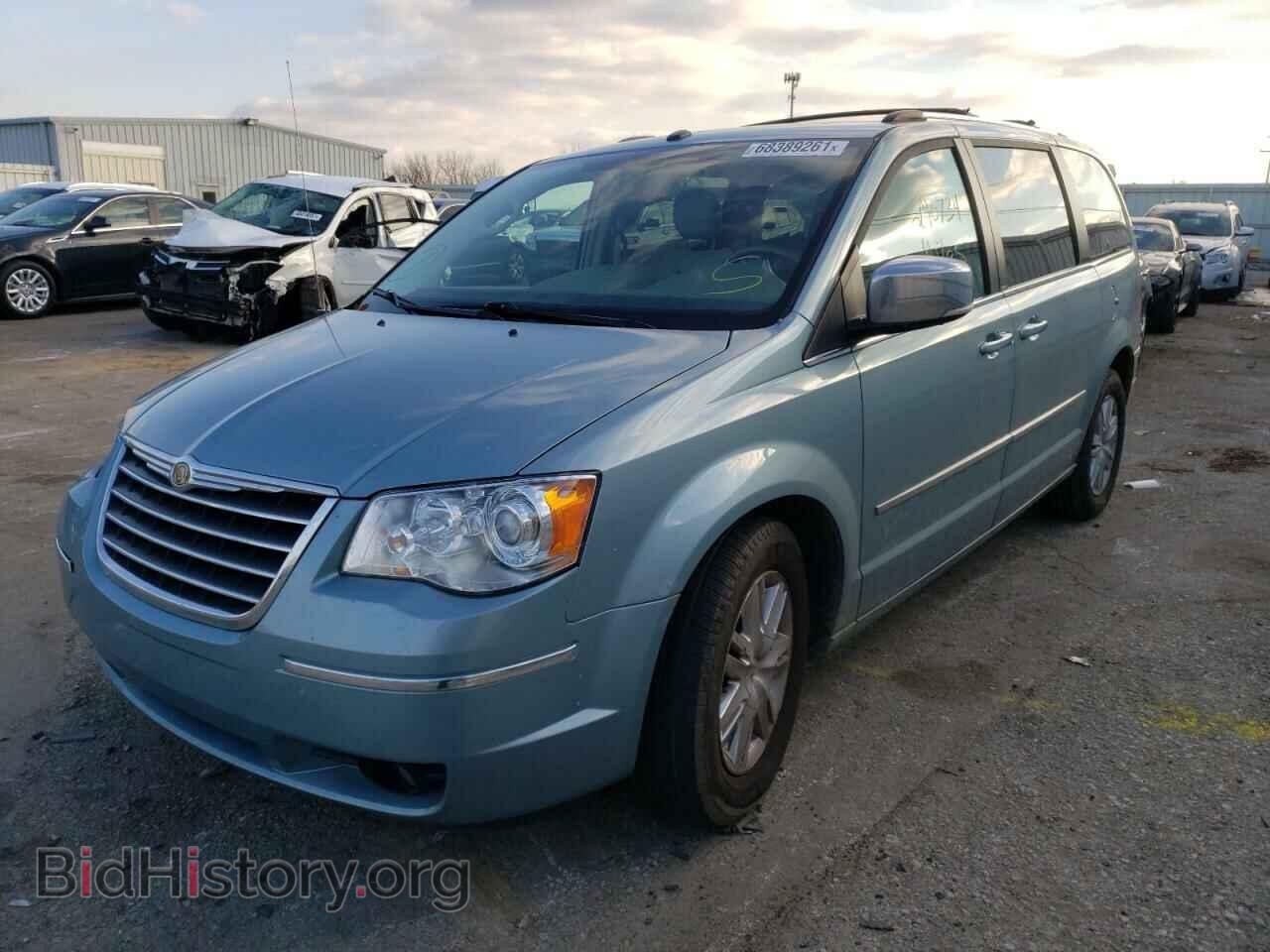 2009 CHRYSLER MINIVAN - VIN: 2A8HR64X89R555356 - Фото 2
