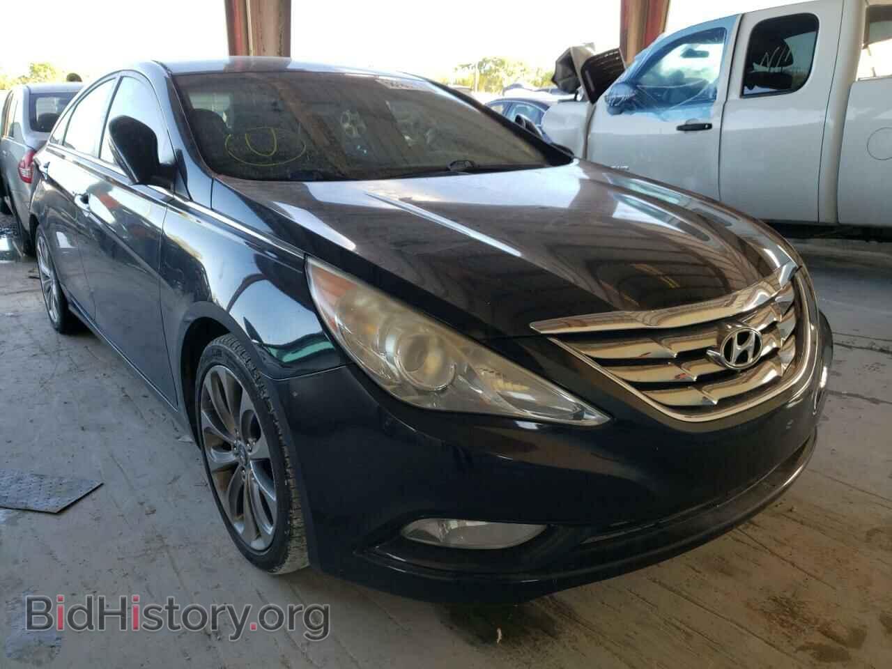 Photo 5NPEC4AC2BH014100 - HYUNDAI SONATA 2011