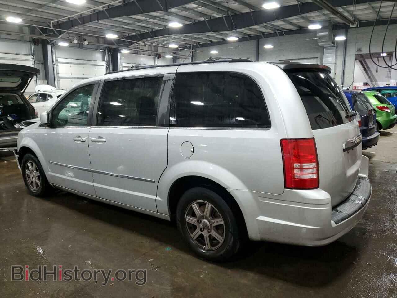 2010 CHRYSLER MINIVAN - VIN: 2A4RR5D10AR249459 - Фото 2