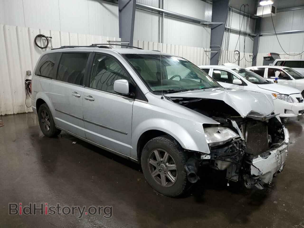 2010 CHRYSLER MINIVAN - VIN: 2A4RR5D10AR249459 - Фото 4