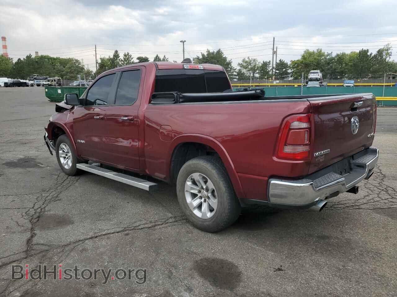 2020 RAM 1500 - VIN: 1C6SRFDTXLN307325 - Фото 2