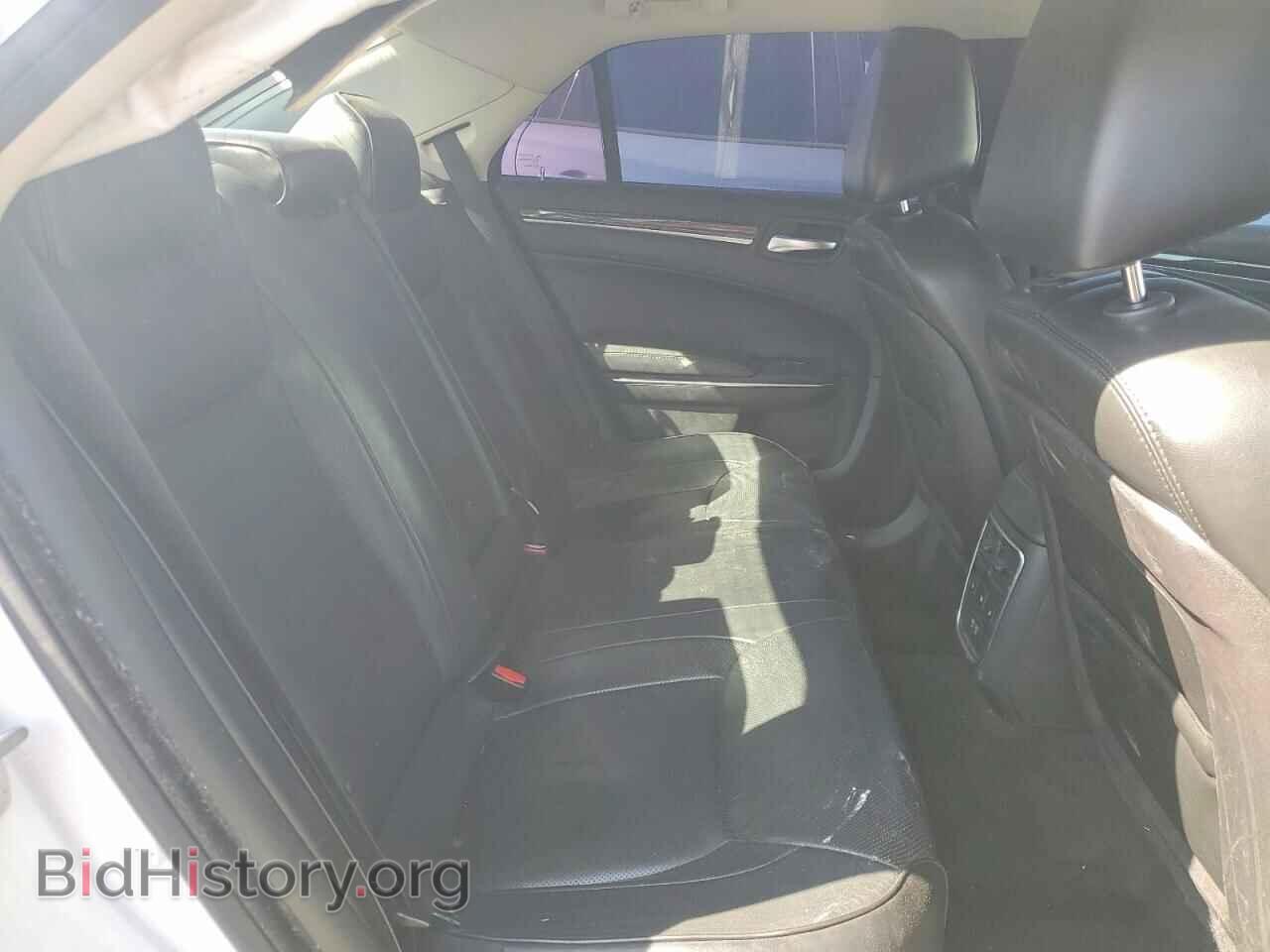 2016 CHRYSLER 300 - VIN: 2C3CCAEG2GH298402 - Photo 10