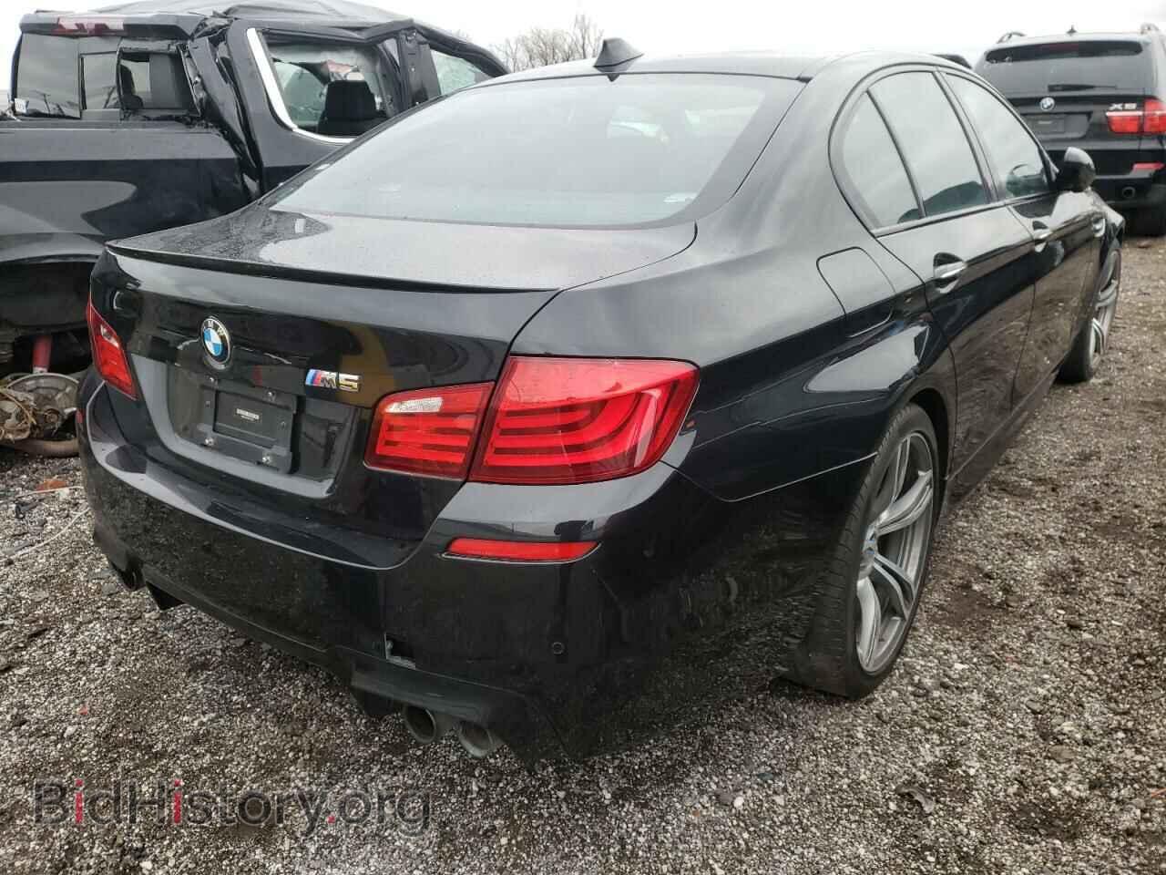 2013 BMW M5 - VIN: WBSFV9C5XDC772977 - Фото 4