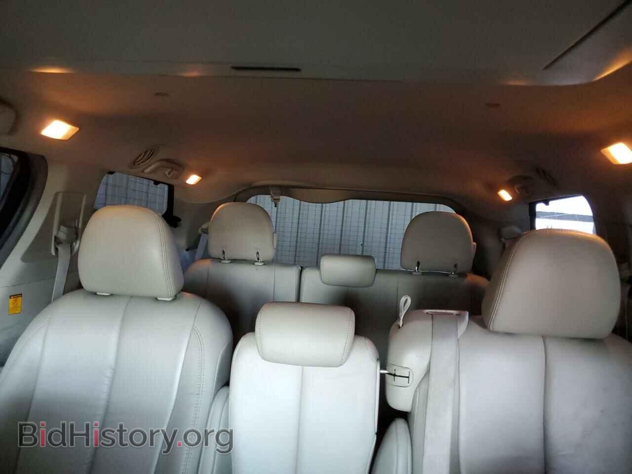 2011 TOYOTA All Models - VIN: 5TDYK3DC2BS038770 - Photo 10