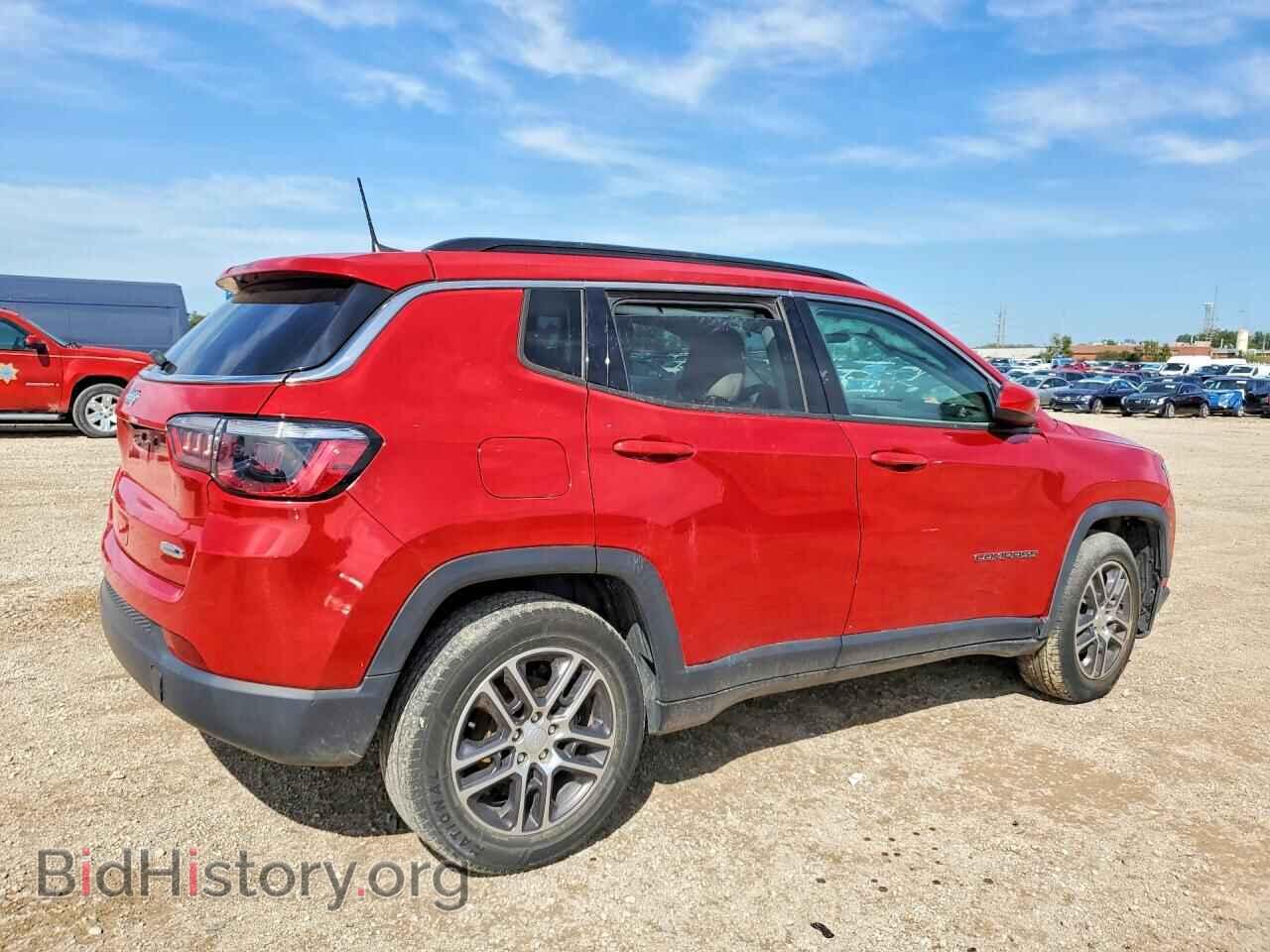 2019 JEEP COMPASS - VIN: 3C4NJCBB2KT685806 - Фото 3