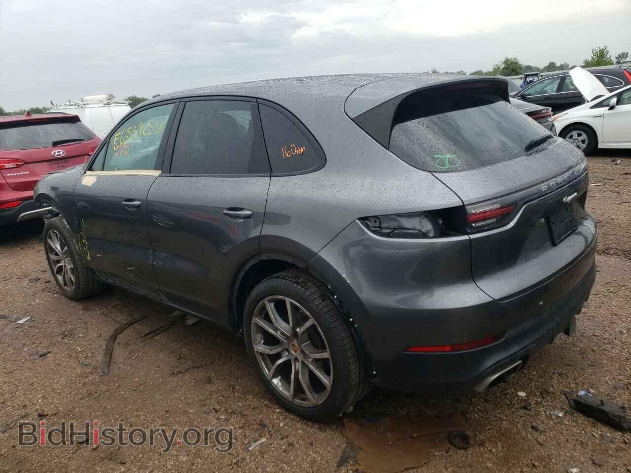 2019 PORSCHE CAYENNE - VIN: WP1AA2AY1KDA06062 - Photo 2