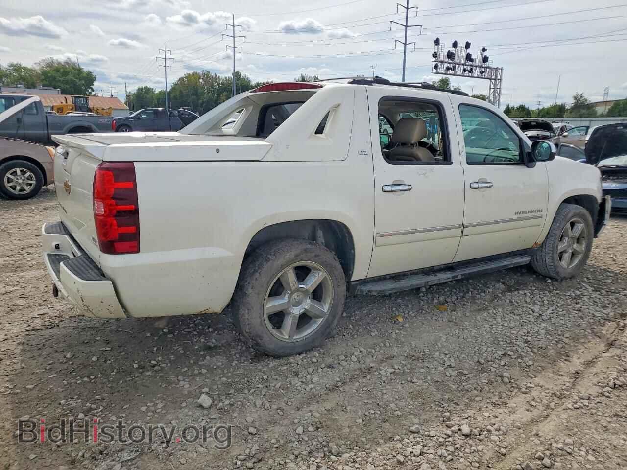 2012 CHEVROLET AVALANCHE - VIN: 3GNTKGE75CG211191 - Фото 3