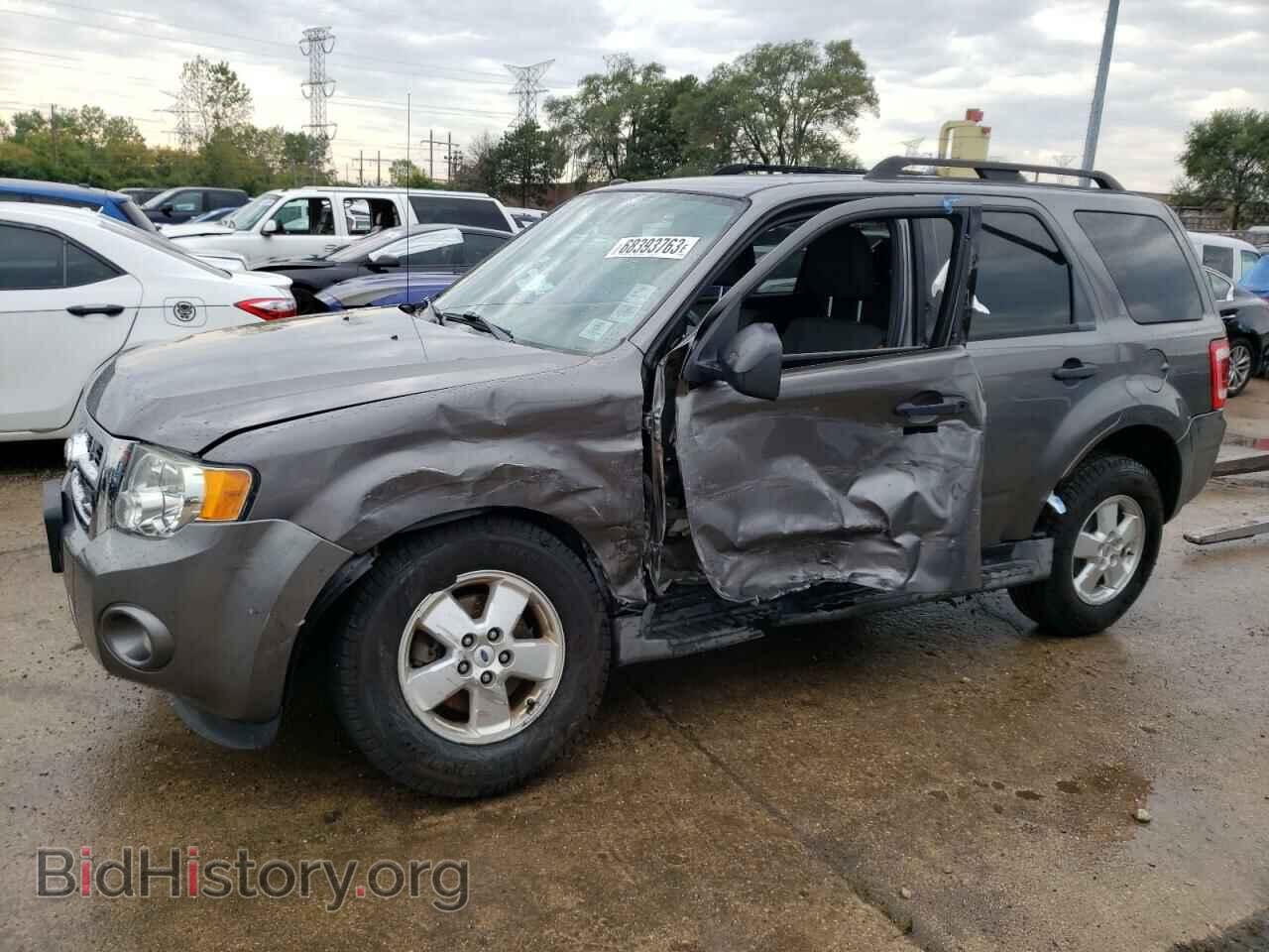 Photo 1FMCU0D70BKA04948 - FORD ESCAPE 2011