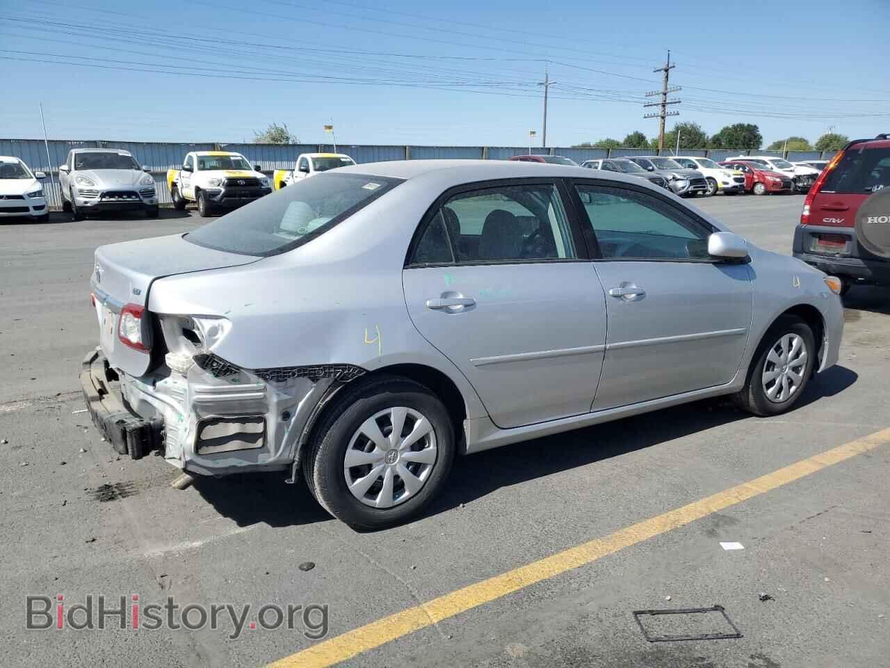2011 TOYOTA COROLLA - VIN: 2T1BU4EE2BC572074 - Фото 3