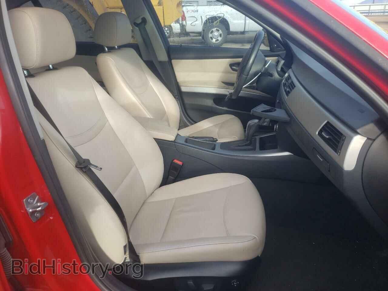 2011 BMW 3 SERIES - VIN: WBAPH7C56BE682828 - Фото 5