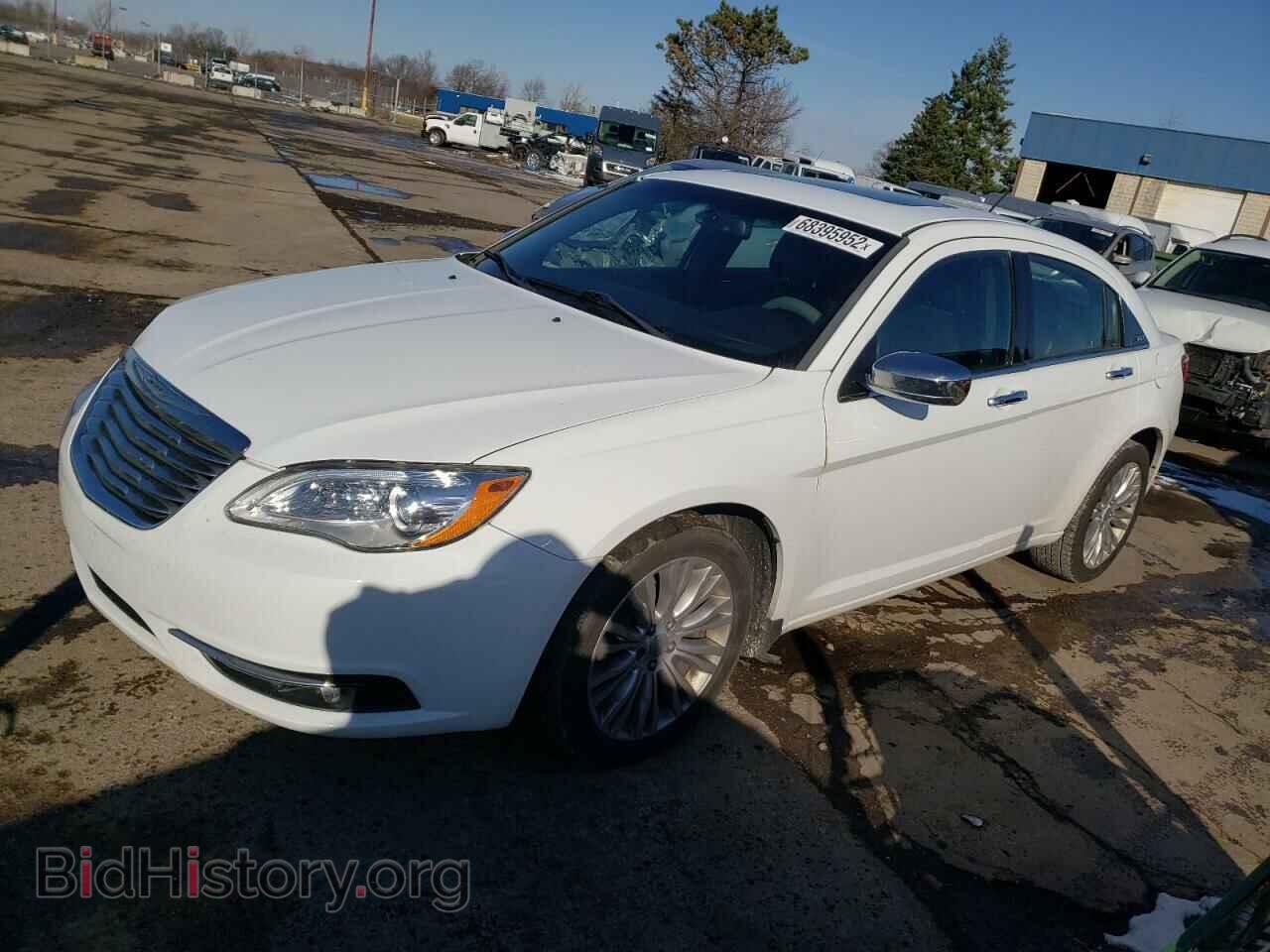 Photo 1C3BC2FB3BN580679 - CHRYSLER 200 2011