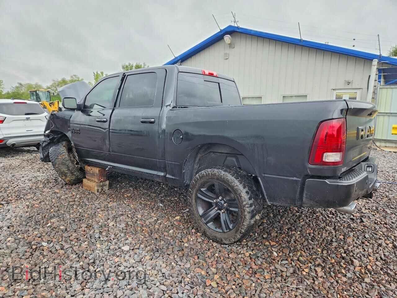 2017 RAM 1500 - VIN: 1C6RR7MT8HS725377 - Фото 2