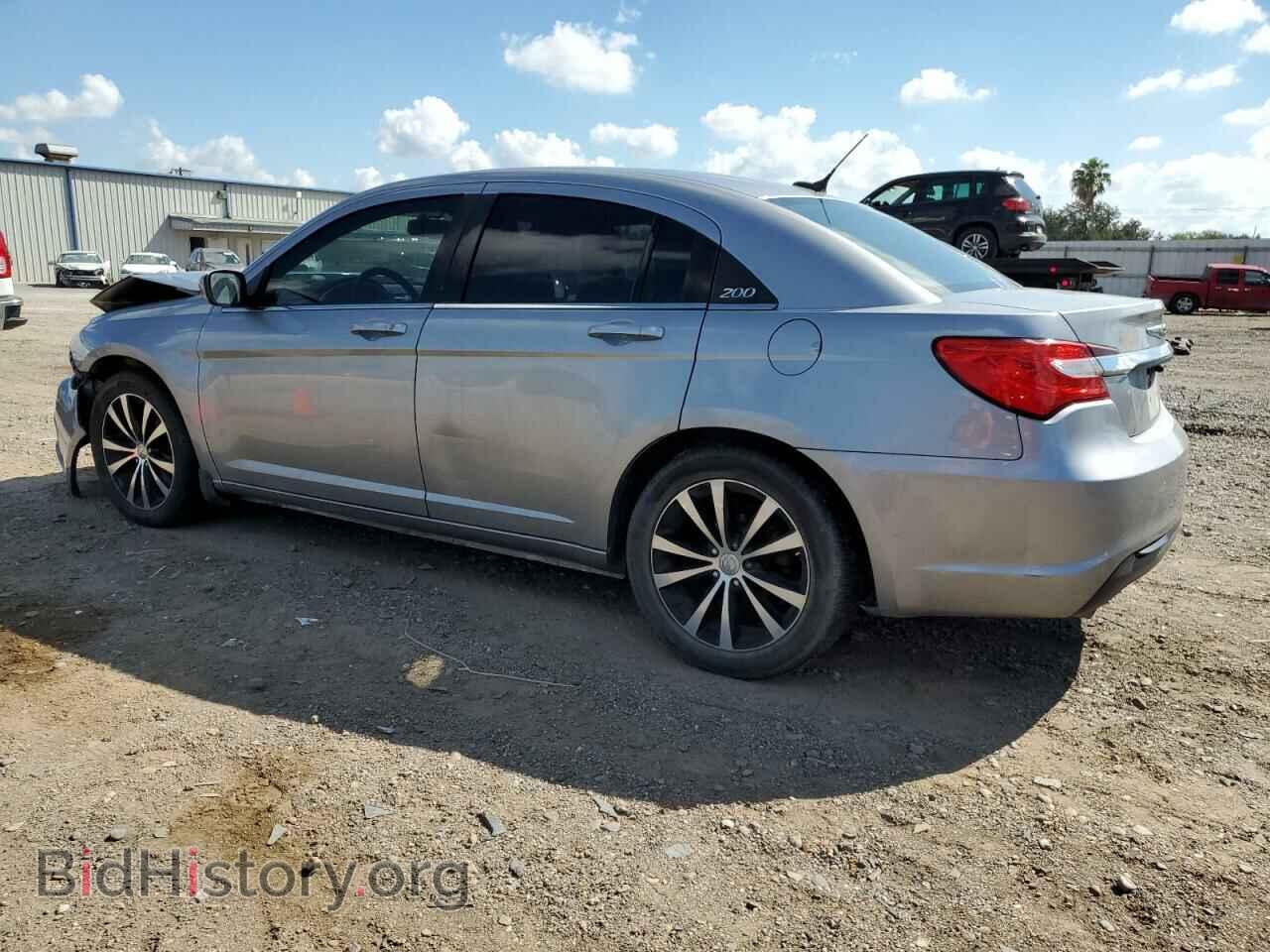 2013 CHRYSLER 200 - VIN: 1C3CCBBG7DN745397 - Фото 2
