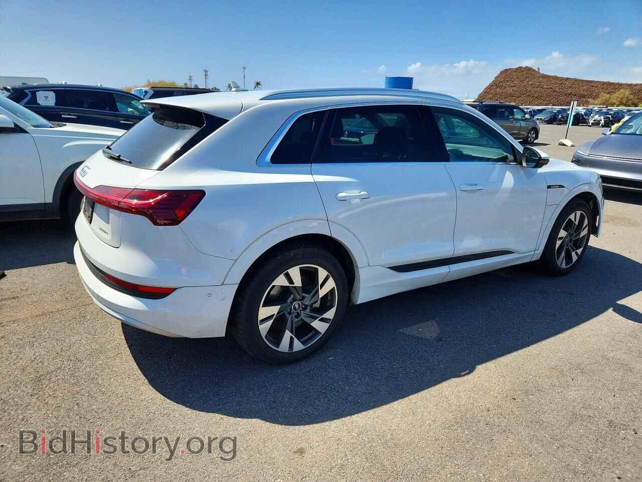 2022 AUDI E-TRON - VIN: WA1LAAGE4NB032974 - Photo 3