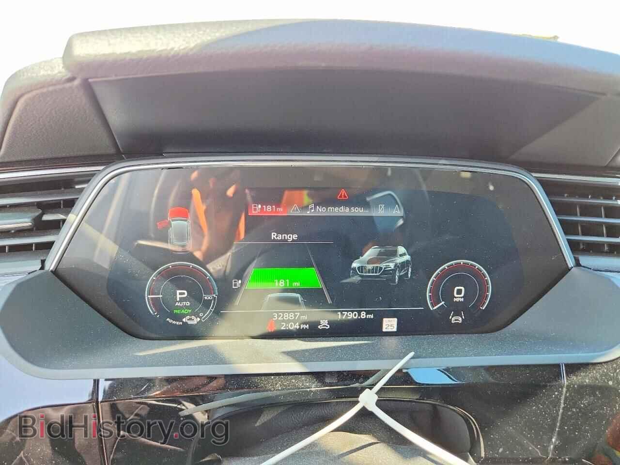 2022 AUDI E-TRON - VIN: WA1LAAGE4NB032974 - Photo 9