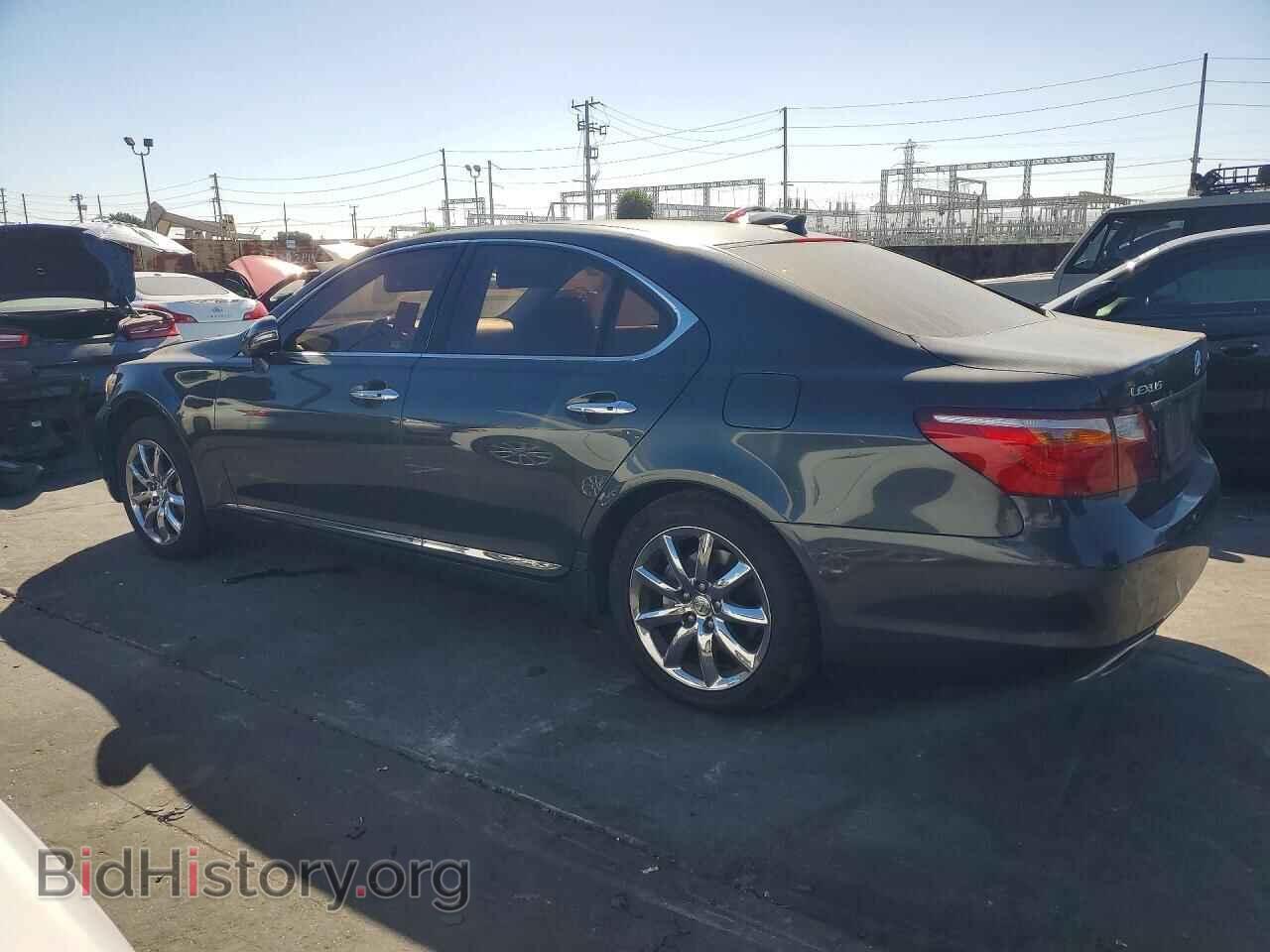 2010 LEXUS LS460 - VIN: JTHBL5EF2A5096887 - Photo 2